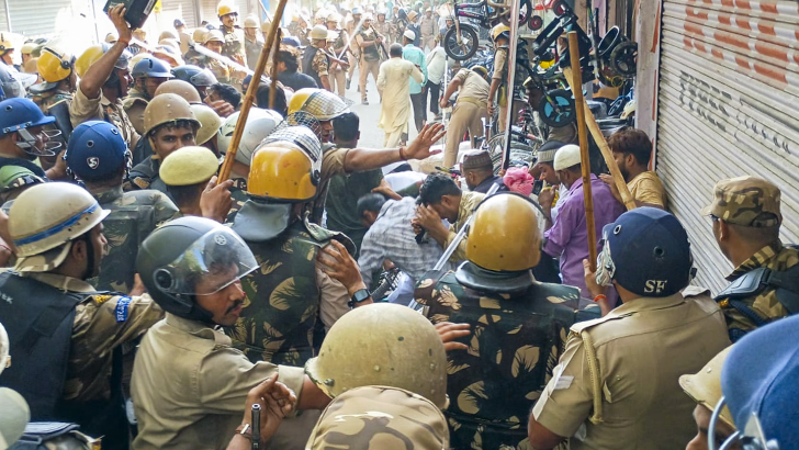 https://www.salarnews.in/public/uploads/images/newsimages/maannewsimage26092025_185221_Web 2 728x410 (7).png